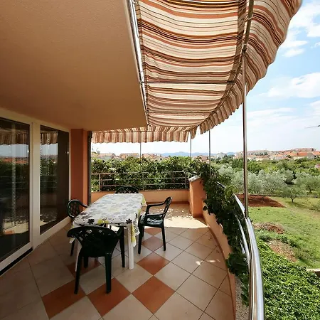 Apartment Antoni *