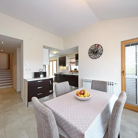 Apartment Antoni
